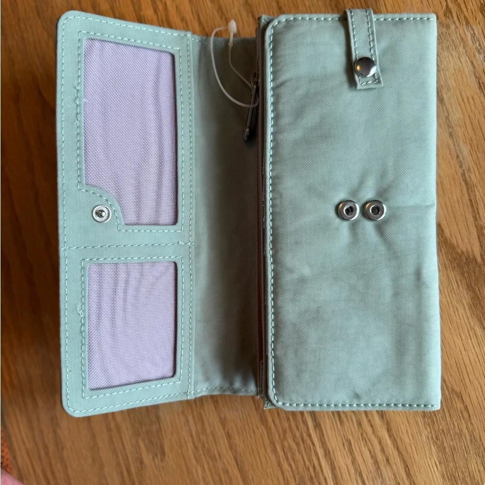 KIPLING Teddi Snap Wallet Sage Green New Without Tags
